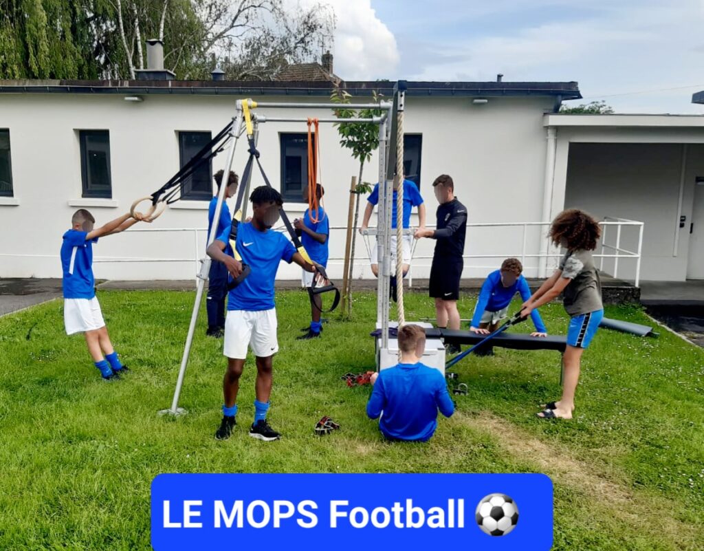 MOPS dans un club de football